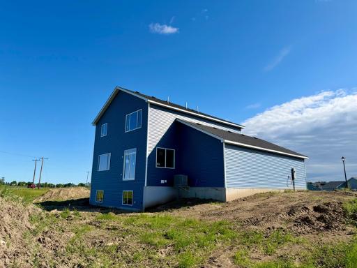 901 Misty Meadow Boulevard, Buffalo, MN 55313