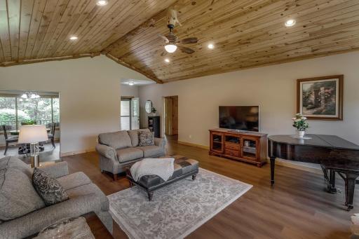 5698 Kander Court, Nisswa, MN 56468