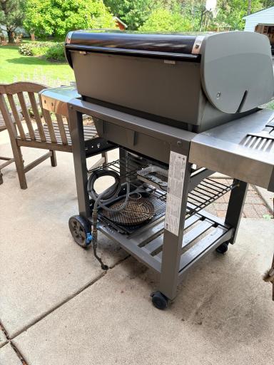And the BBQ grill has a plumbed in gas line!