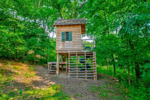 This location feels like living in the country, but you are close-in enough to walk down the wooded trail to the bike path, river front, and lift bridge.