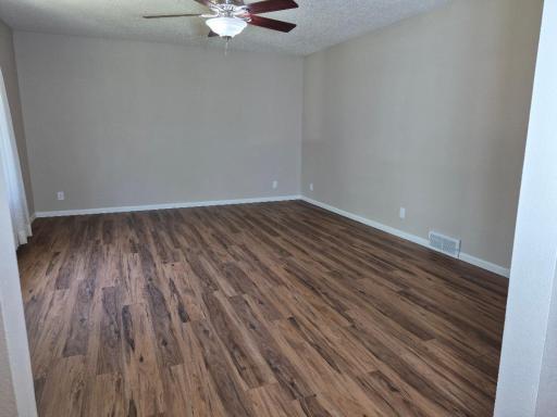 302 Sunrise Lane, Marshall, MN 56258