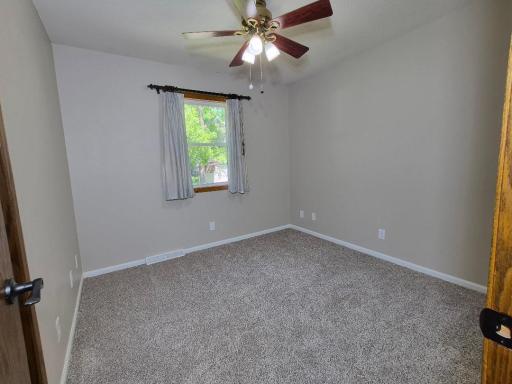 302 Sunrise Lane, Marshall, MN 56258