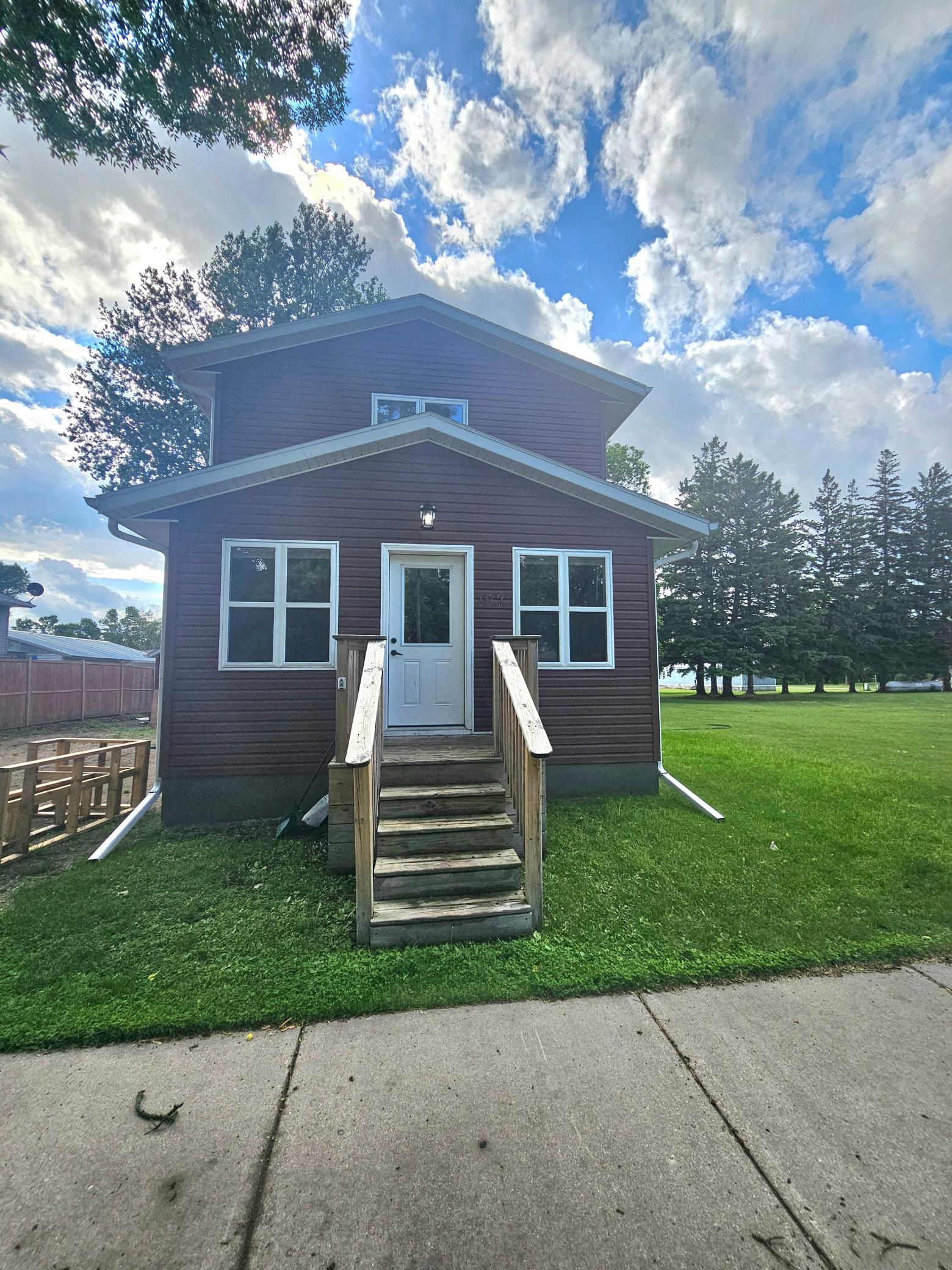 107 Melgaard Street, Viking, MN 56760