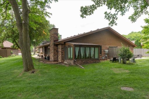 2211 Baihly Court SW, Rochester, MN 55902