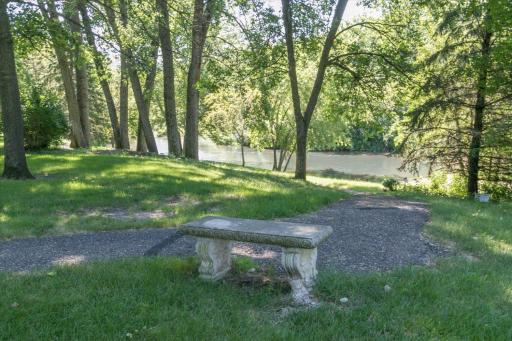 2211 Baihly Court SW, Rochester, MN 55902