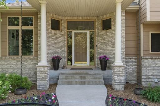 1668 Lakeland Circle, Hugo, MN 55038