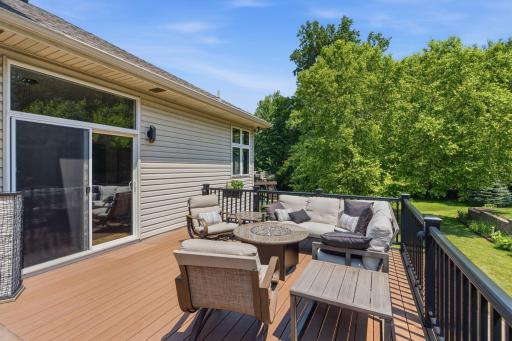 1668 Lakeland Circle, Hugo, MN 55038