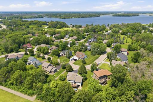 1668 Lakeland Circle, Hugo, MN 55038