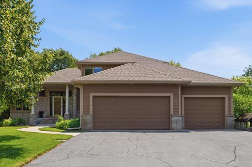 1668 Lakeland Circle, Hugo, MN 55038