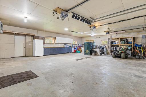 8304 180th Street W, Faribault, MN 55021