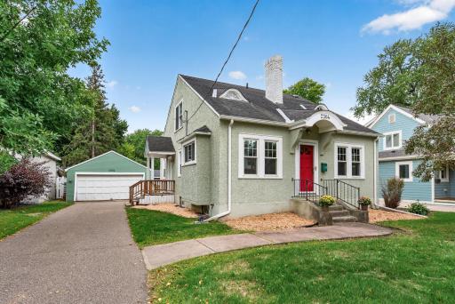 2304 6th Street, White Bear Lake, MN 55110