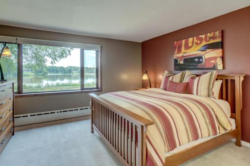 19 Dove Lane, North Oaks, MN 55127