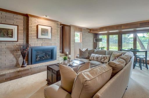 19 Dove Lane, North Oaks, MN 55127