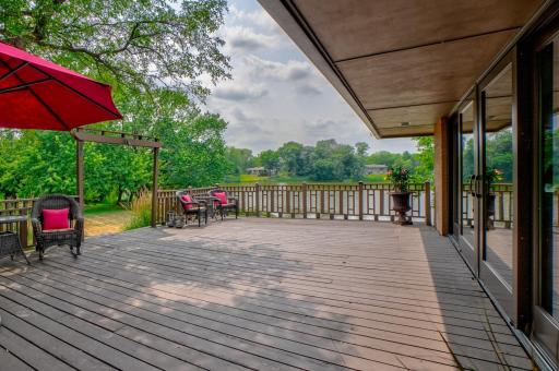 19 Dove Lane, North Oaks, MN 55127