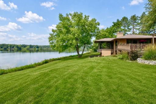 19 Dove Lane, North Oaks, MN 55127