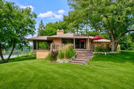 19 Dove Lane, North Oaks, MN 55127