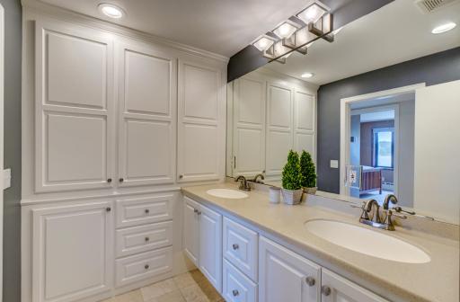19 Dove Lane, North Oaks, MN 55127