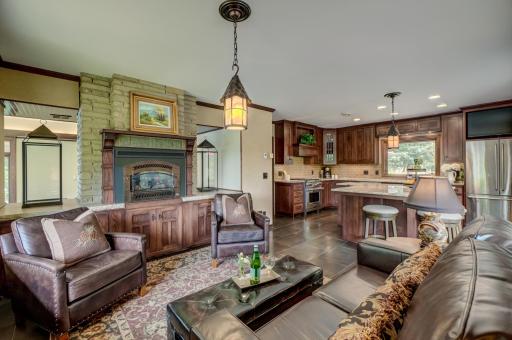 19 Dove Lane, North Oaks, MN 55127