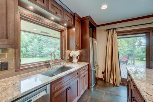 19 Dove Lane, North Oaks, MN 55127