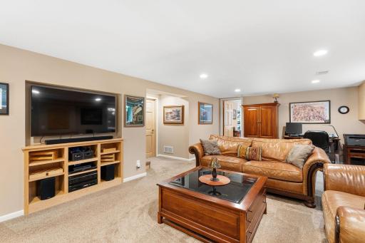 576 Phelps Street, Owatonna, MN 55060