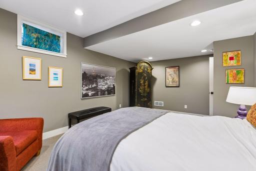 2512 Huntington Avenue, Minneapolis, MN 55416