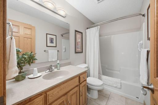 1124 Garden Brook Drive, Sauk Rapids, MN 56379
