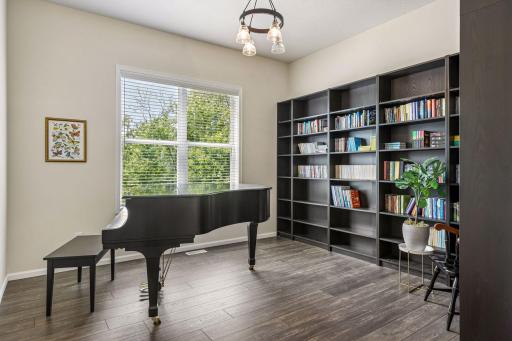 5545 Garland Lane N, Minneapolis, MN 55446