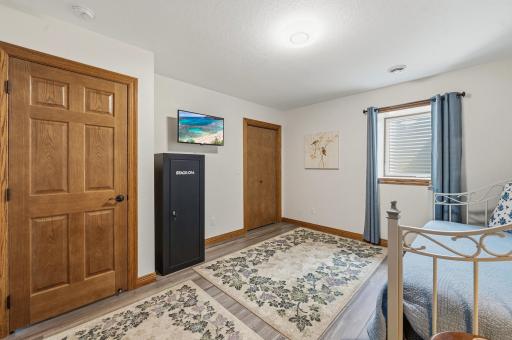 1402 Brophy Park Road NW, Alexandria, MN 56308