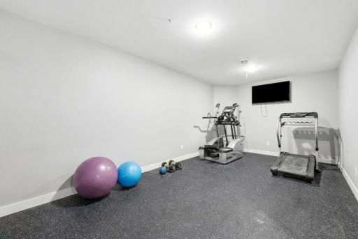 4186 Furnberg Place S, Fargo, ND 58104
