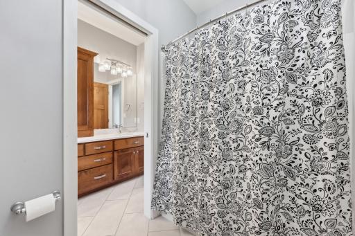 4186 Furnberg Place S, Fargo, ND 58104