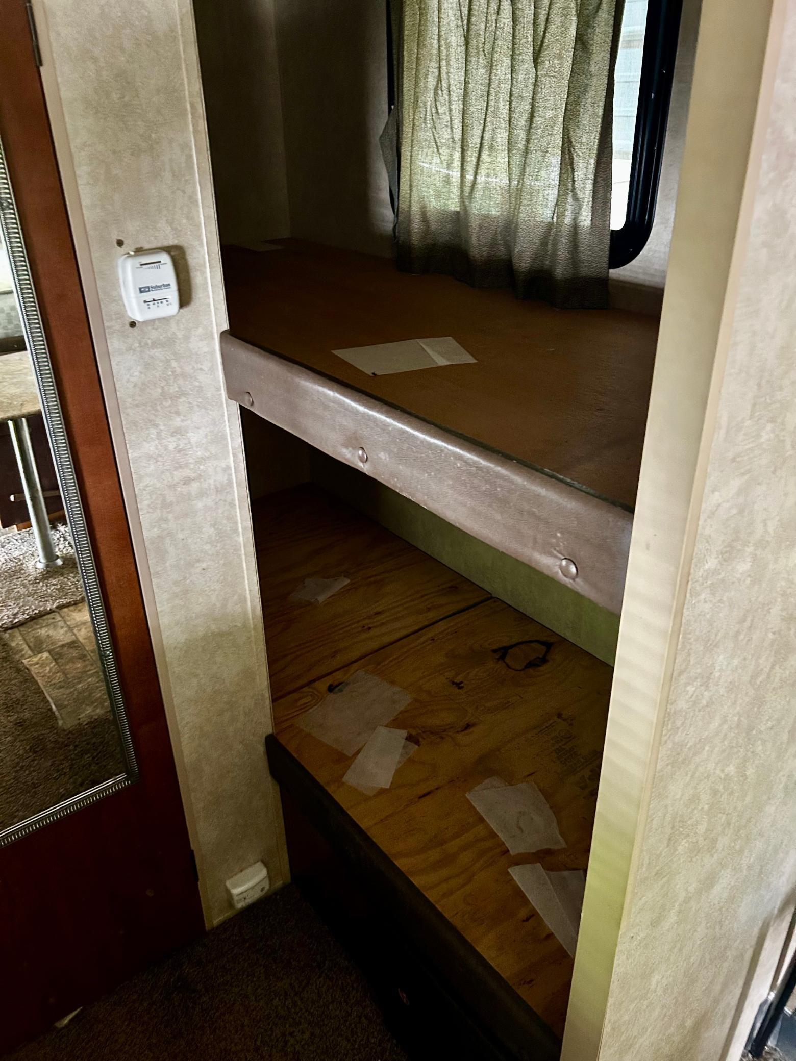 Camper Two - Two single lofts maximizing the space