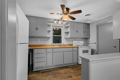20 2nd Avenue SE, Saint Joseph, MN 56374