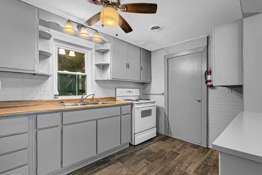 20 2nd Avenue SE, Saint Joseph, MN 56374