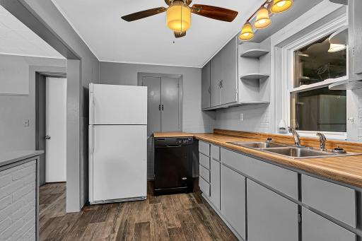 20 2nd Avenue SE, Saint Joseph, MN 56374