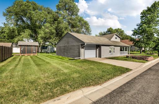 20 2nd Avenue SE, Saint Joseph, MN 56374