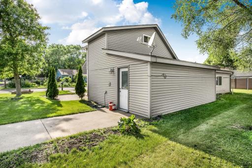 20 2nd Avenue SE, Saint Joseph, MN 56374