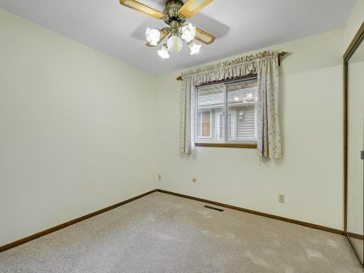 1625 Mclean Avenue, Saint Paul, MN 55106