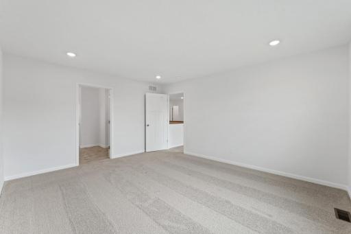 15742 Granada Avenue N, Hugo, MN 55038