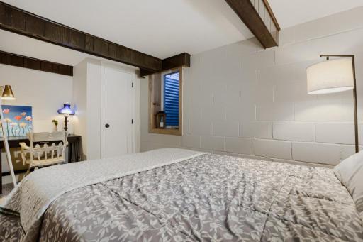 3808 Howard Ave - MLS Sized - 025 - 25 Bedroom.jpg