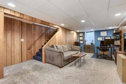 3808 Howard Ave - MLS Sized - 016 - 16 Office.jpg