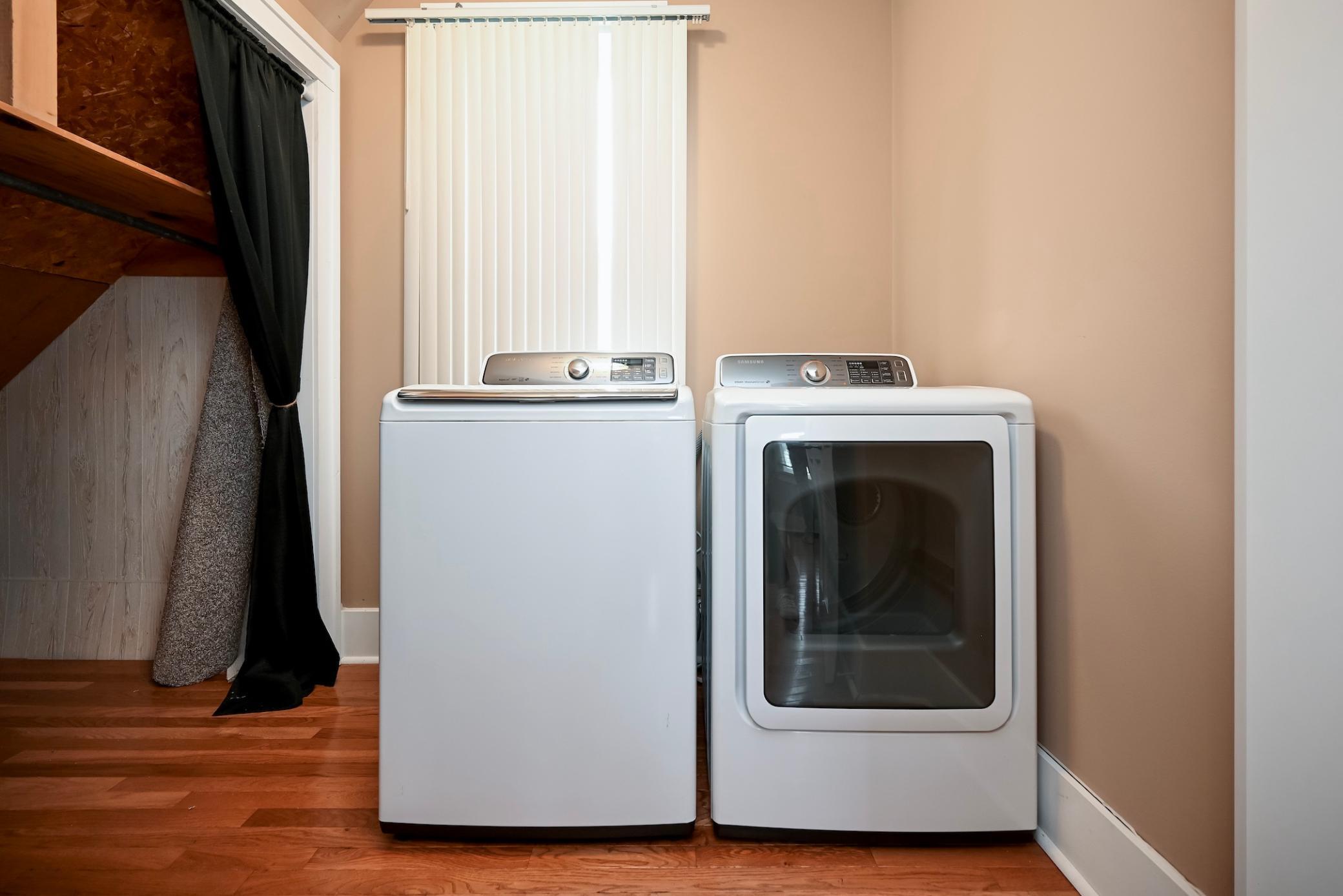 10 MF Laundry Area.jpg