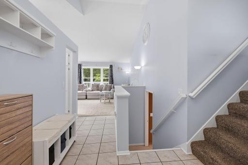 21-web-or-mls-4301_144th_St_Savage_MN_020.jpg