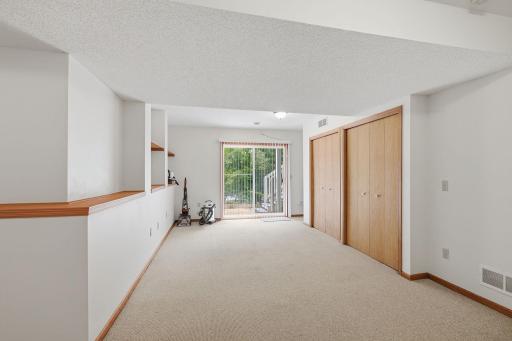 53-web-or-mls-4301_144th_St_Savage_MN_053.jpg