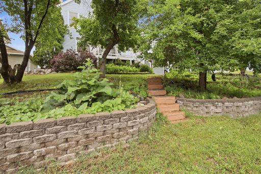 17-web-or-mls-4301_144th_St_Savage_MN_016.jpg