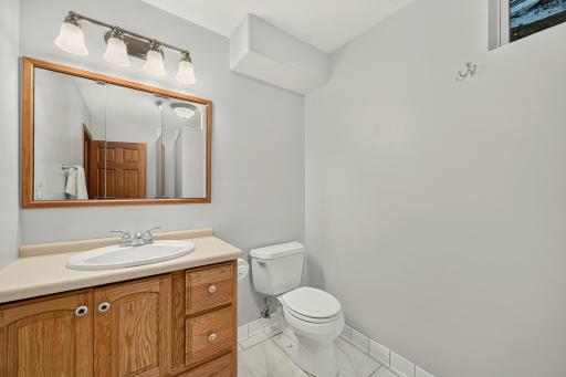 1321 Woodland Drive SW, Rochester, MN 55902