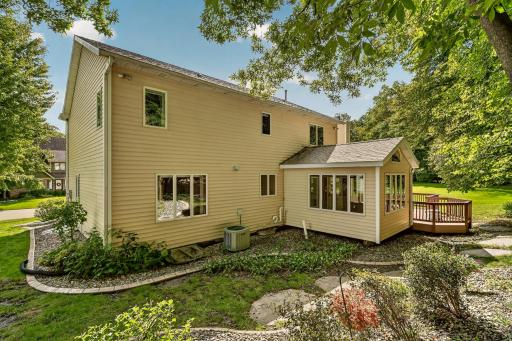 1321 Woodland Drive SW, Rochester, MN 55902
