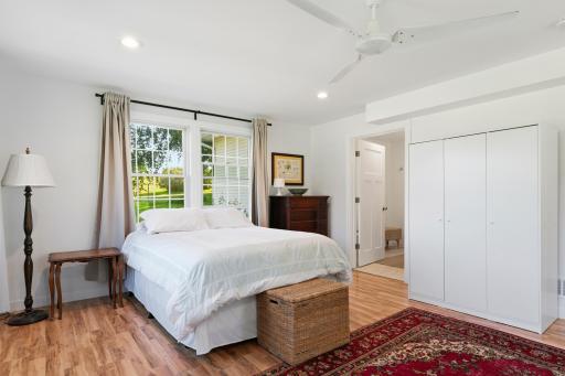 Primary bedroom with Ensuite - Main level