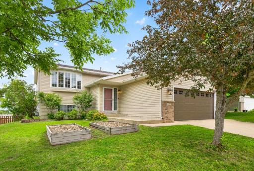 4997 Gem Lane NW, Rochester, MN 55901