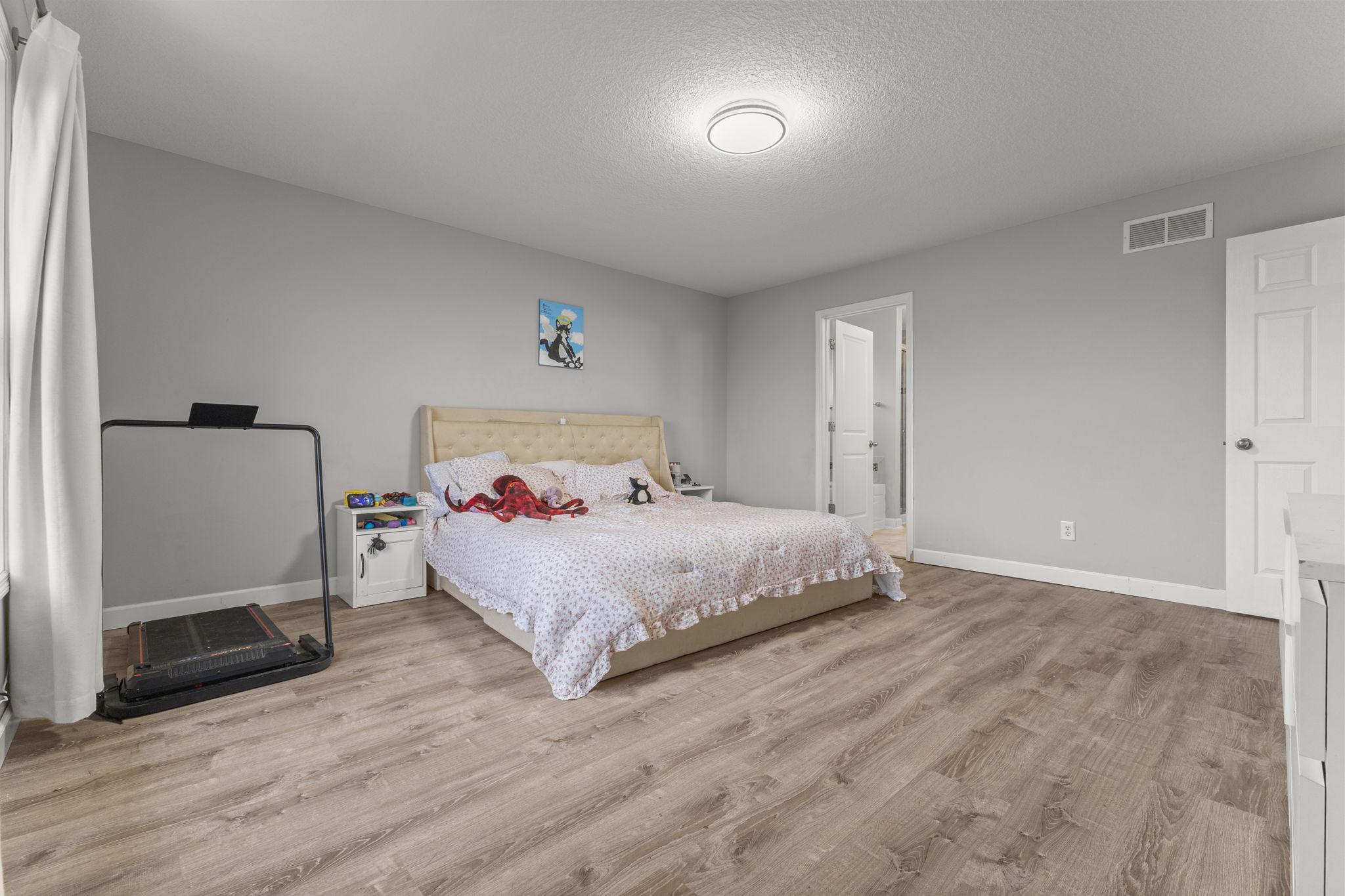 Vivid Spaces_9255 67th St S_33.JPG