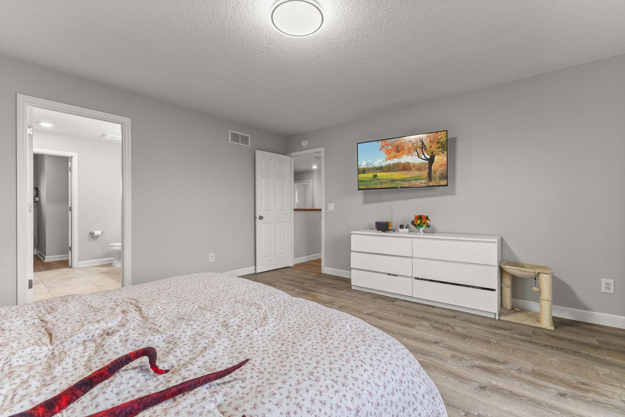 Vivid Spaces_9255 67th St S_34.JPG